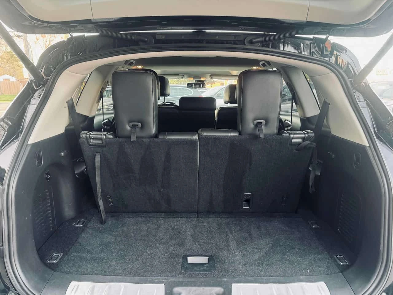 Infiniti QX60 | 360 | BOSE | DISTRONIC | CARFAX | , снимка 10 - Автомобили и джипове - 54653112