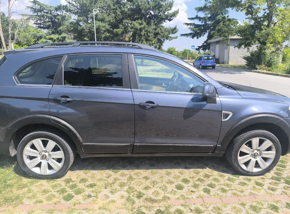 Chevrolet Captiva, снимка 6 - Автомобили и джипове - 55577409