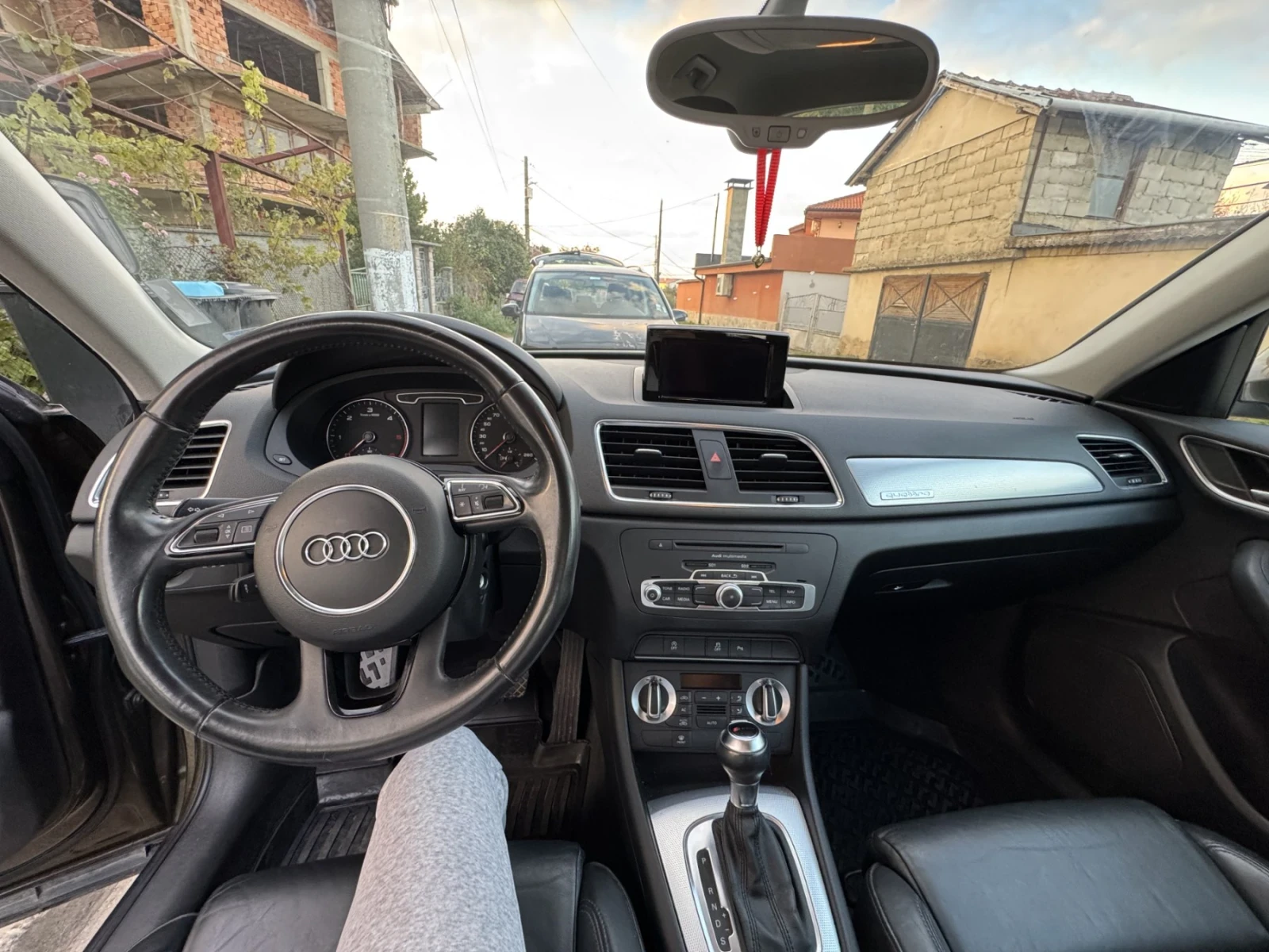 Audi Q3, снимка 7 - Автомобили и джипове - 56509027