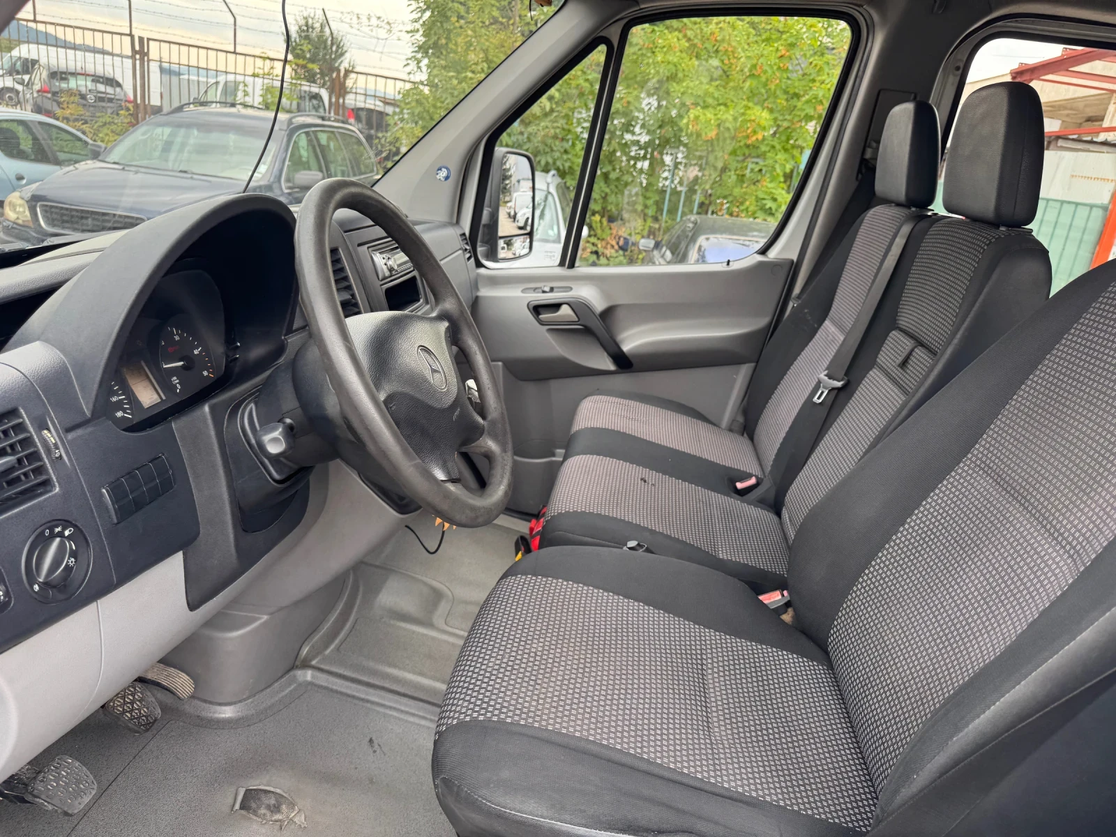 Mercedes-Benz Sprinter 515 1-ви собственик / 6+ 1 / нов двг+ турбини и гнп - изображение 10