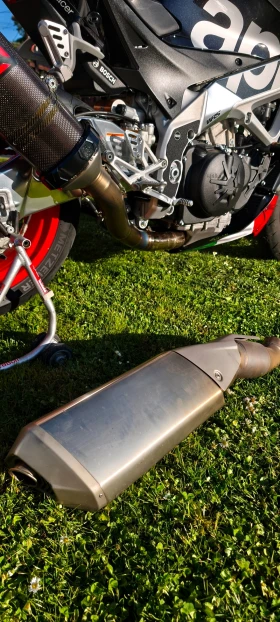 Aprilia Tuono V4 1100 FACTORY, снимка 9
