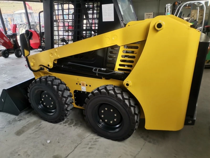 Челен товарач Komatsu KOBE LIFT, снимка 11 - Индустриална техника - 38916578