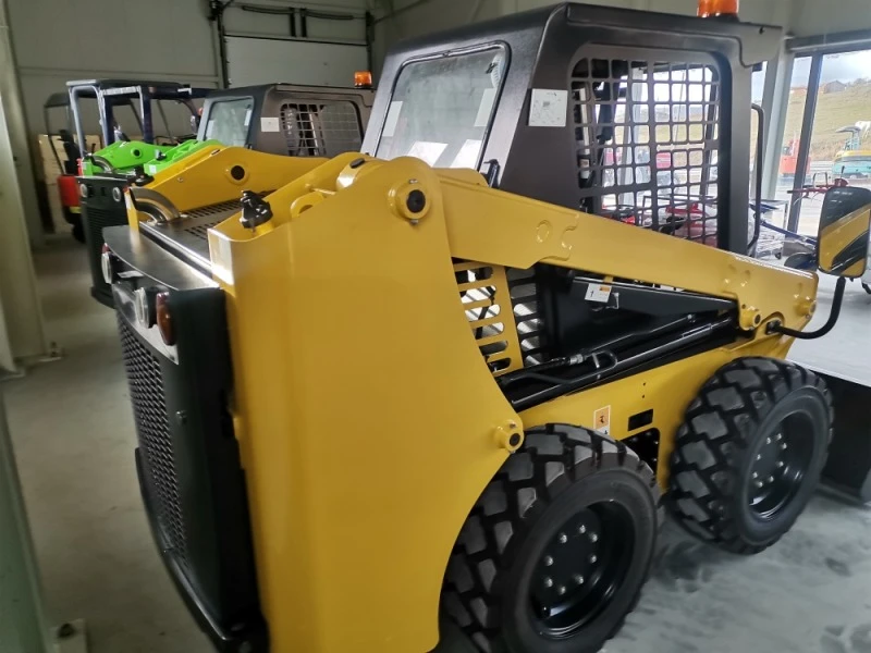 Челен товарач Komatsu KOBE LIFT, снимка 16 - Индустриална техника - 38916578