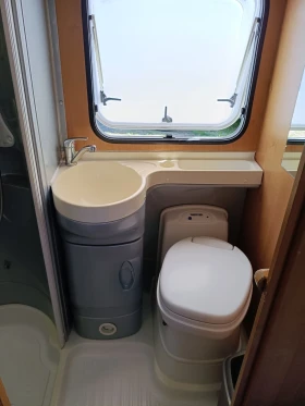 Кемпер Fiat Ducato Roller Team , снимка 11