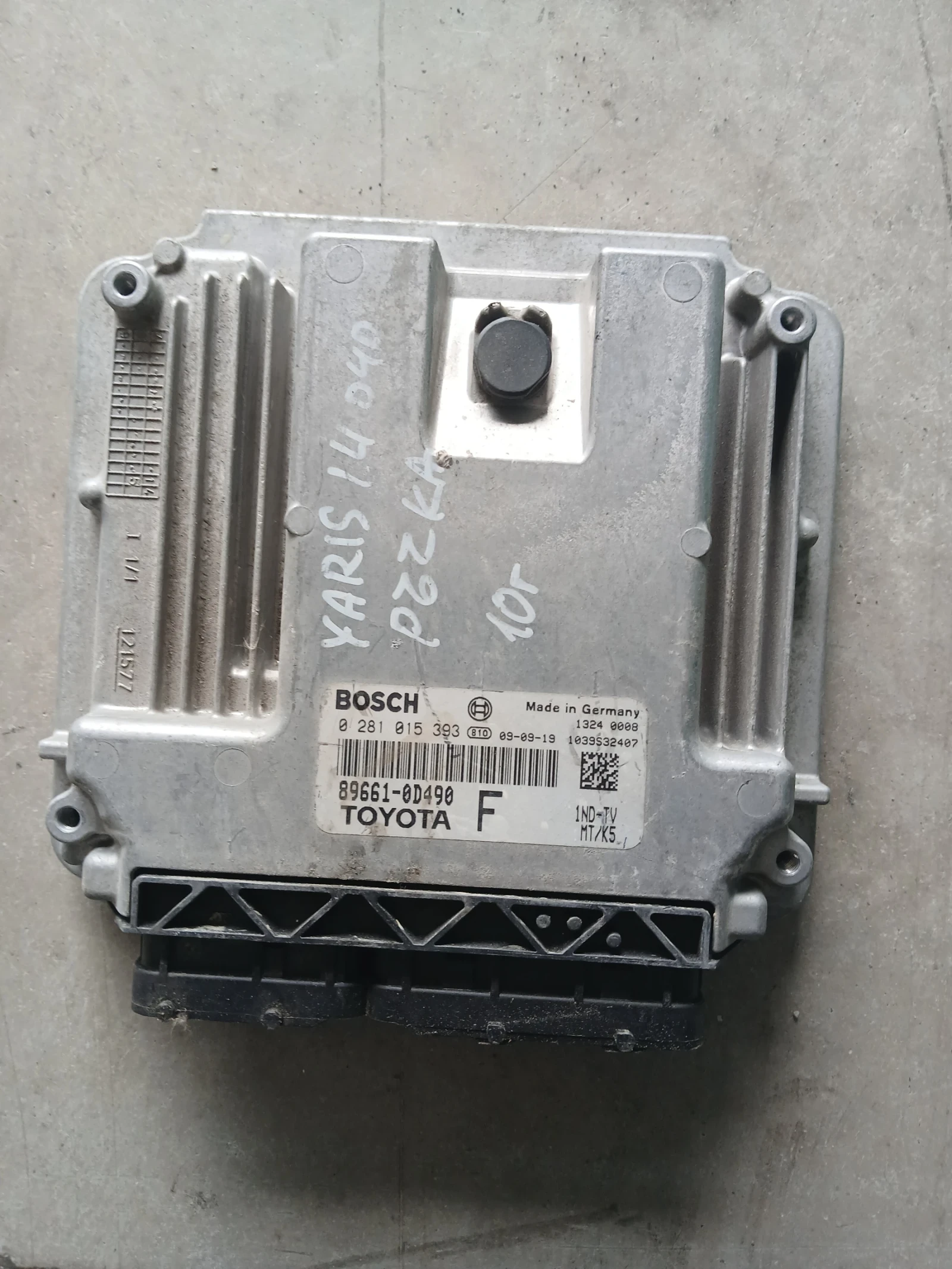 89661-0D490 компютър Toyota Yaris 