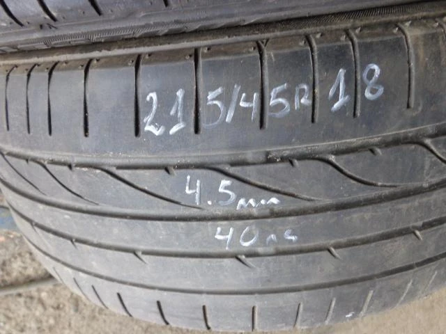 Гуми Летни 215/45R18, снимка 1 - Гуми и джанти - 18327767