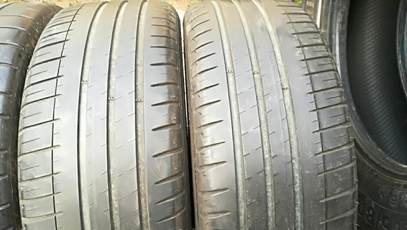 Гуми Летни 235/45R18, снимка 3 - Гуми и джанти - 25336683