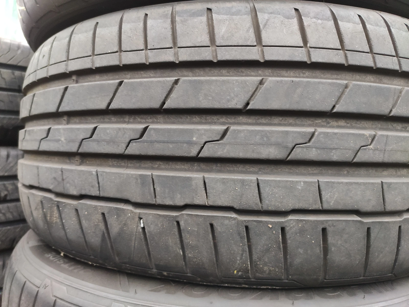 Гуми Летни 225/50R17