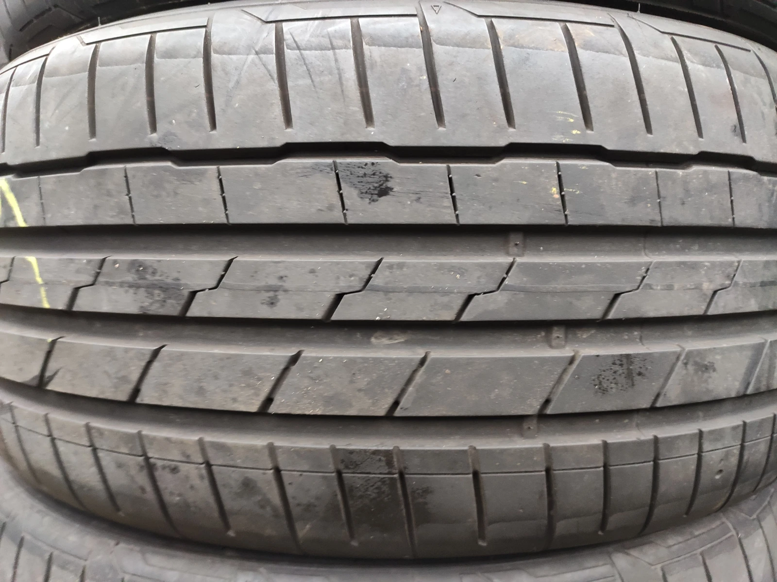Гуми Летни 225/50R17, снимка 3 - Гуми и джанти - 53981548