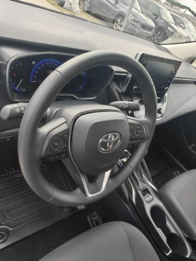 Toyota Corolla 1.5T/EXECUTIVE/ГАРАНЦИОННА ДО 2033г , снимка 11