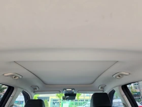 Genesis GV70 2.5Т AWD Petrol, снимка 15