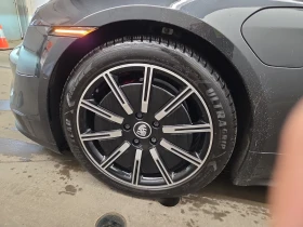 Porsche Taycan 4S  CARFAX, снимка 6