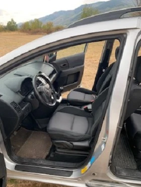 Mazda 5 
