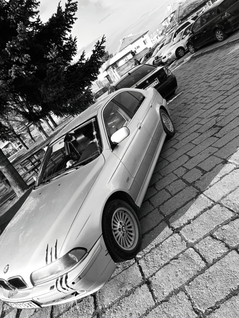 BMW 525, снимка 3 - Автомобили и джипове - 45686129
