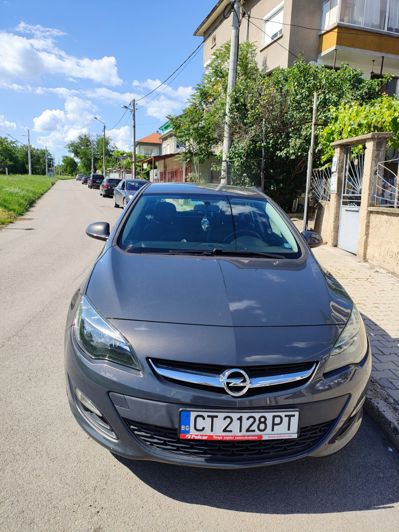 Opel Astra 1.4, снимка 1 - Автомобили и джипове - 45903165