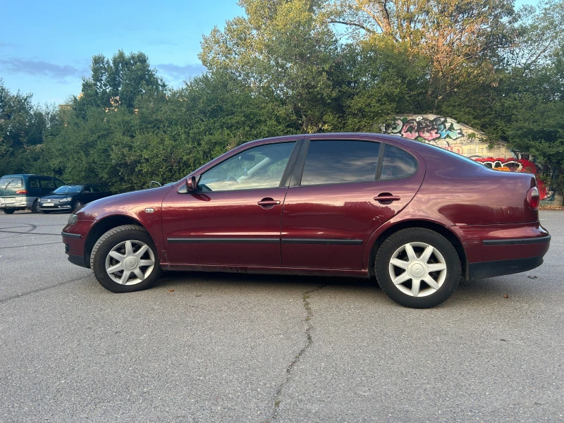 Seat Toledo 1.6L 16V, снимка 2 - Автомобили и джипове - 47145642