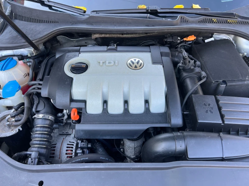 VW Golf 1.9TDI 105kc., снимка 11 - Автомобили и джипове - 47369665