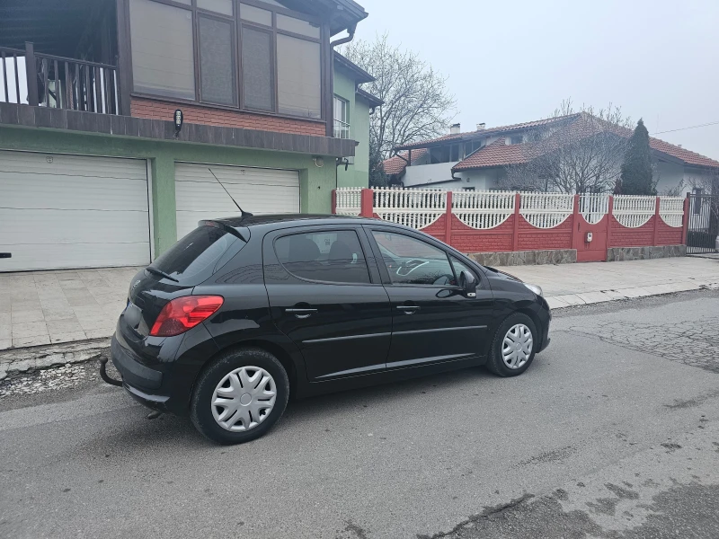 Peugeot 207 Гаражно-клима , снимка 3 - Автомобили и джипове - 48273358