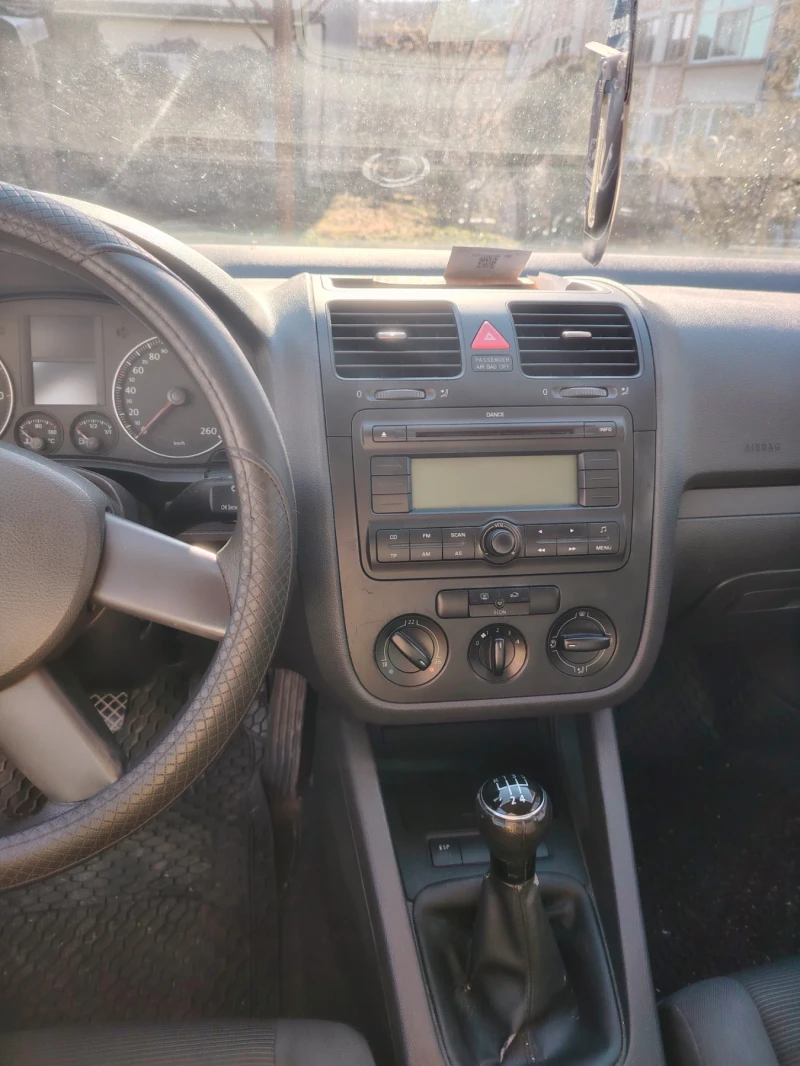 VW Golf 1.9tdi, снимка 7 - Автомобили и джипове - 48547513