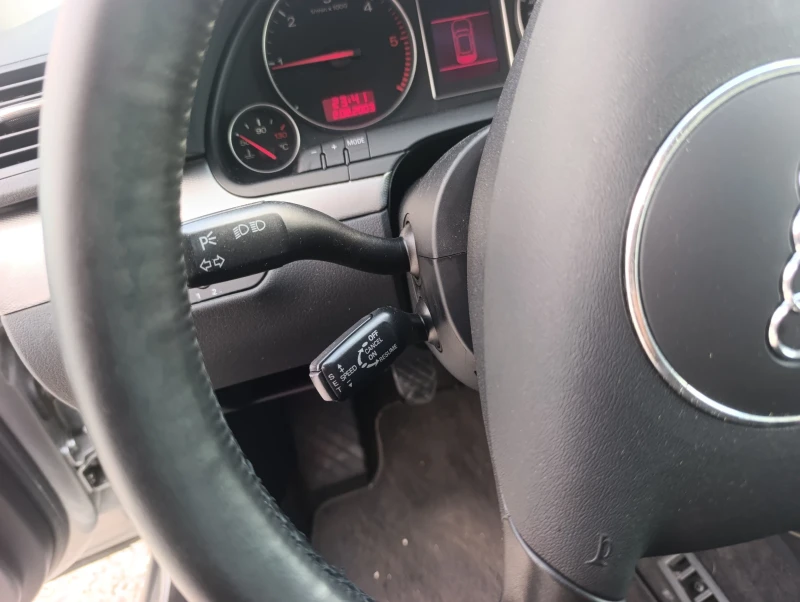 Audi A4 1.9 тди, снимка 10 - Автомобили и джипове - 51251513