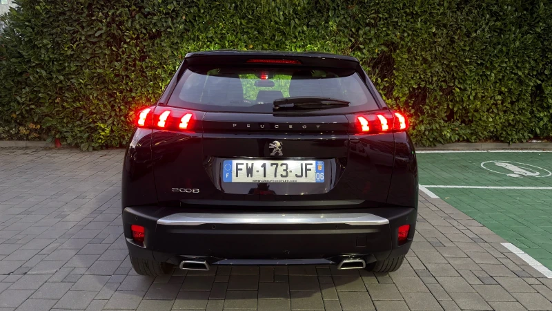 Peugeot 2008 1.2i EAT8 PROMO, снимка 3 - Автомобили и джипове - 52329372
