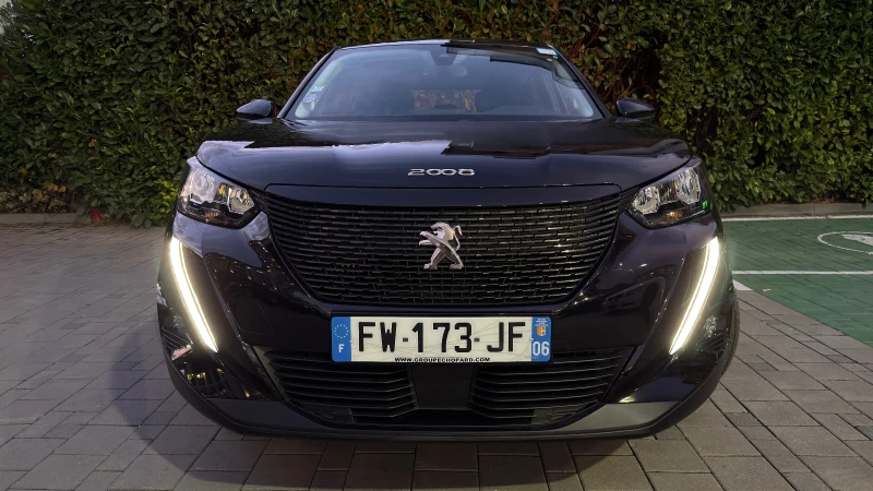 Peugeot 2008 1.2i EAT8 PROMO