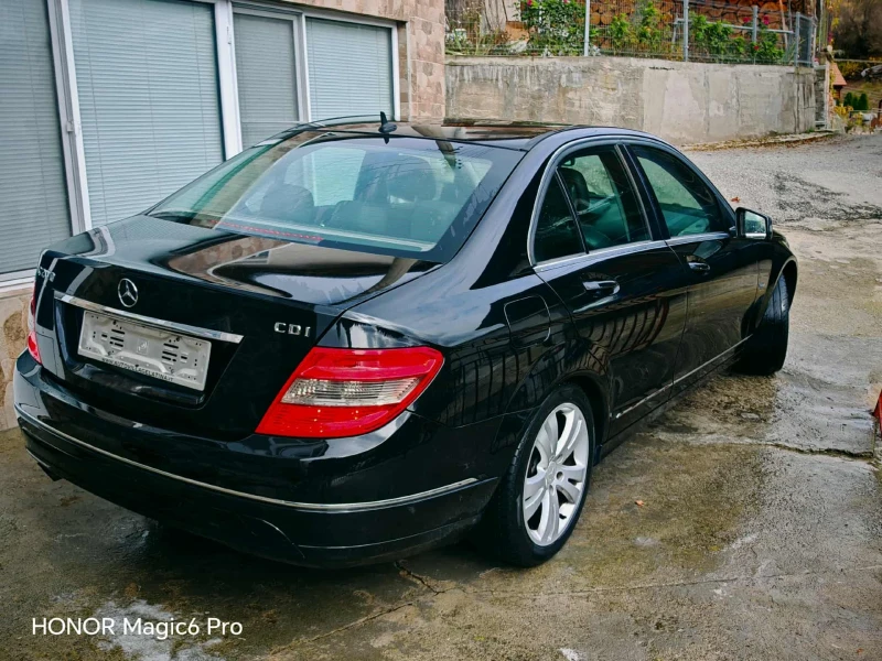 Mercedes-Benz C 200 2.2 CDI, снимка 11 - Автомобили и джипове - 52555386