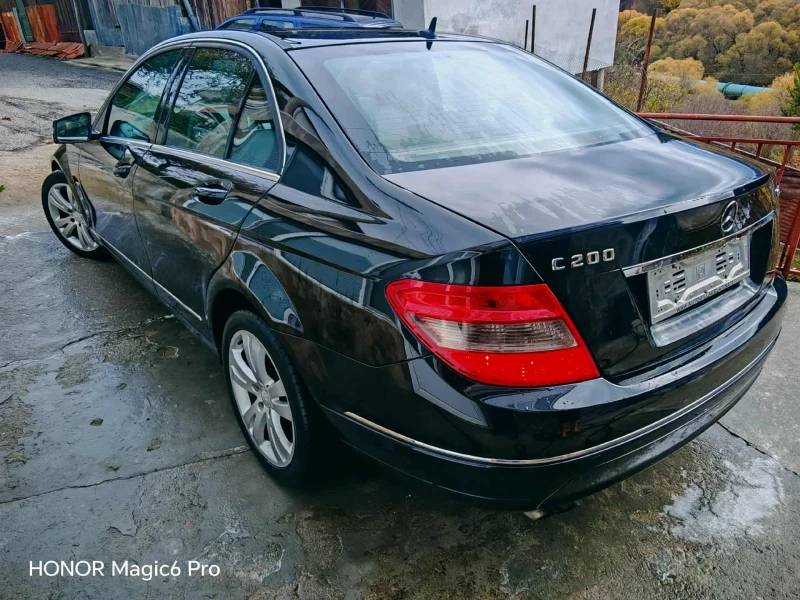 Mercedes-Benz C 200 2.2 CDI, снимка 10 - Автомобили и джипове - 52555386