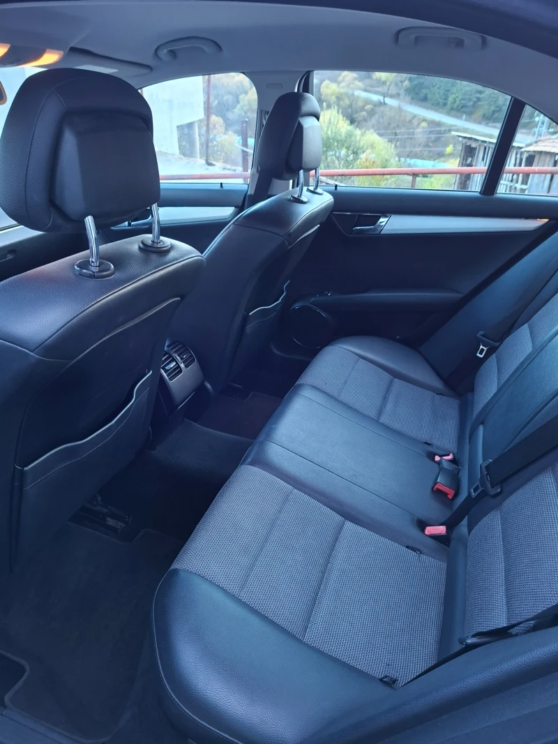 Mercedes-Benz C 200 2.2 CDI, снимка 7 - Автомобили и джипове - 52555386