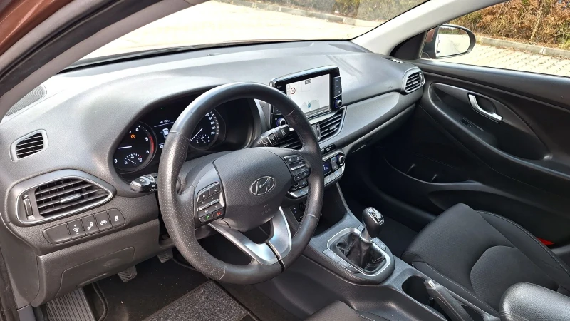 Hyundai I30 1.6-110кс. ВСИЧКИ ЕКСТРИ, снимка 6 - Автомобили и джипове - 52915783