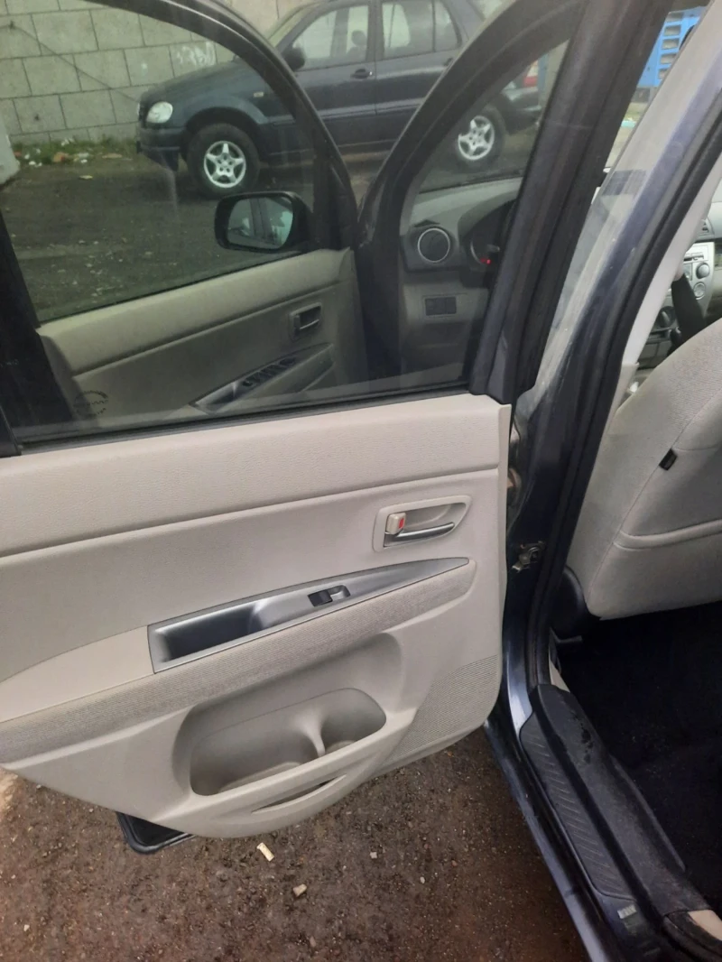 Mazda 2, снимка 6 - Автомобили и джипове - 53036741