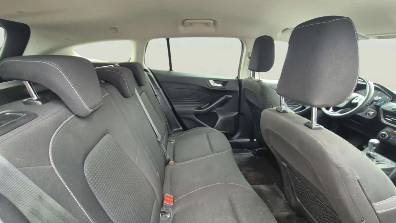 Ford Focus 1.0 EcoBoost, снимка 9 - Автомобили и джипове - 53258427
