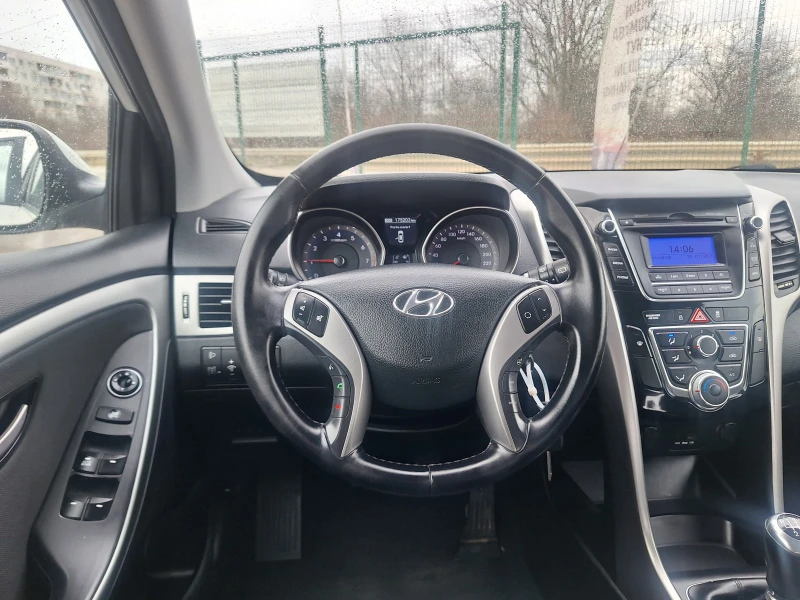 Hyundai I30 1.6 i TOП СЪСТОЯНИЕ, снимка 8 - Автомобили и джипове - 53285851