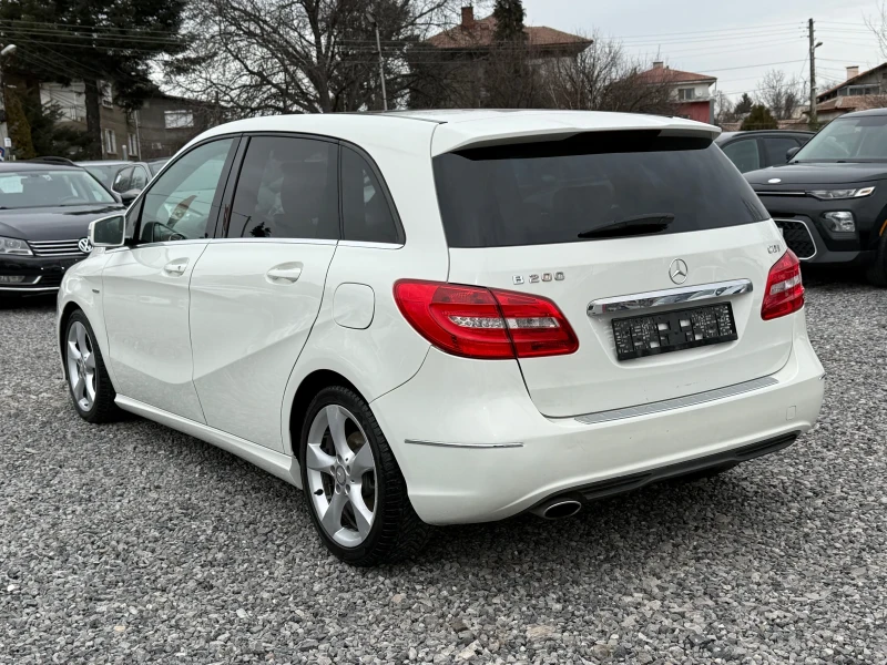 Mercedes-Benz B 200 CDI (136hp) LED/Панорама/Кожа/Navi/EU 5B/227 000km, снимка 8 - Автомобили и джипове - 53564944