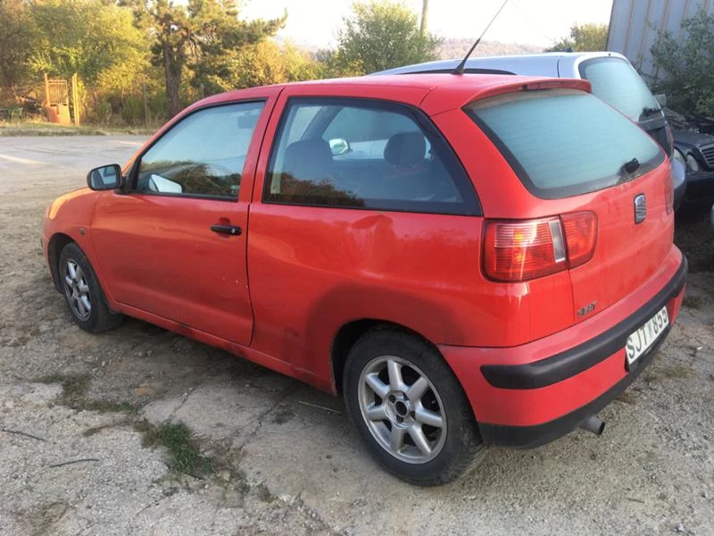 Seat Ibiza 1.4 16v, снимка 2 - Автомобили и джипове - 26833828