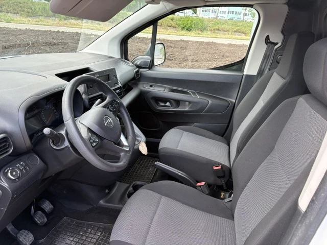 Opel Combo, снимка 8 - Автомобили и джипове - 54598096