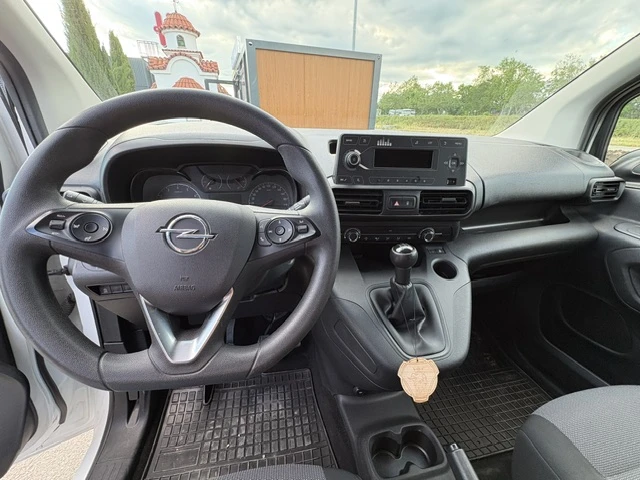 Opel Combo, снимка 6 - Автомобили и джипове - 54598096