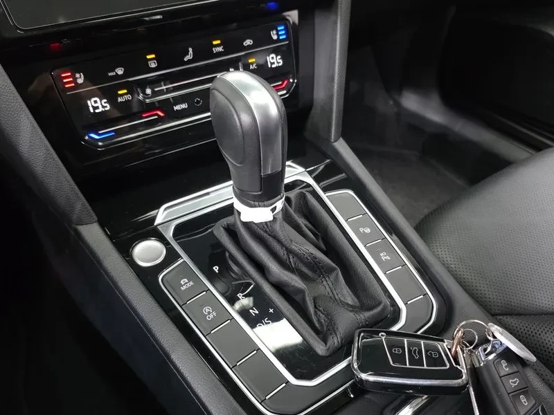 VW Arteon 2.0 TDI - САМО 30% АВАНС, снимка 9 - Автомобили и джипове - 55895610