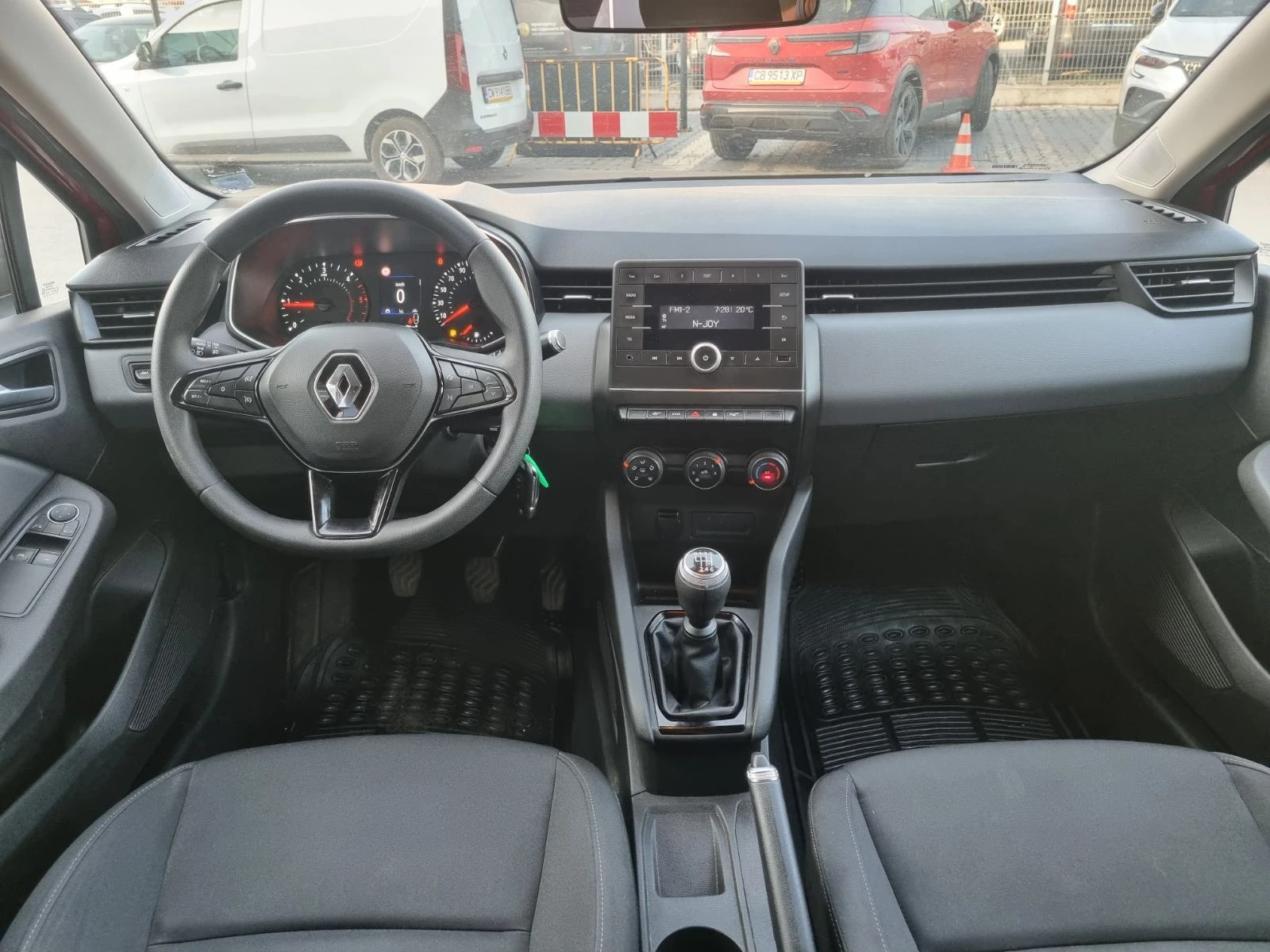 Renault Clio dCi 90 к.с. дизел S&S - изображение 7