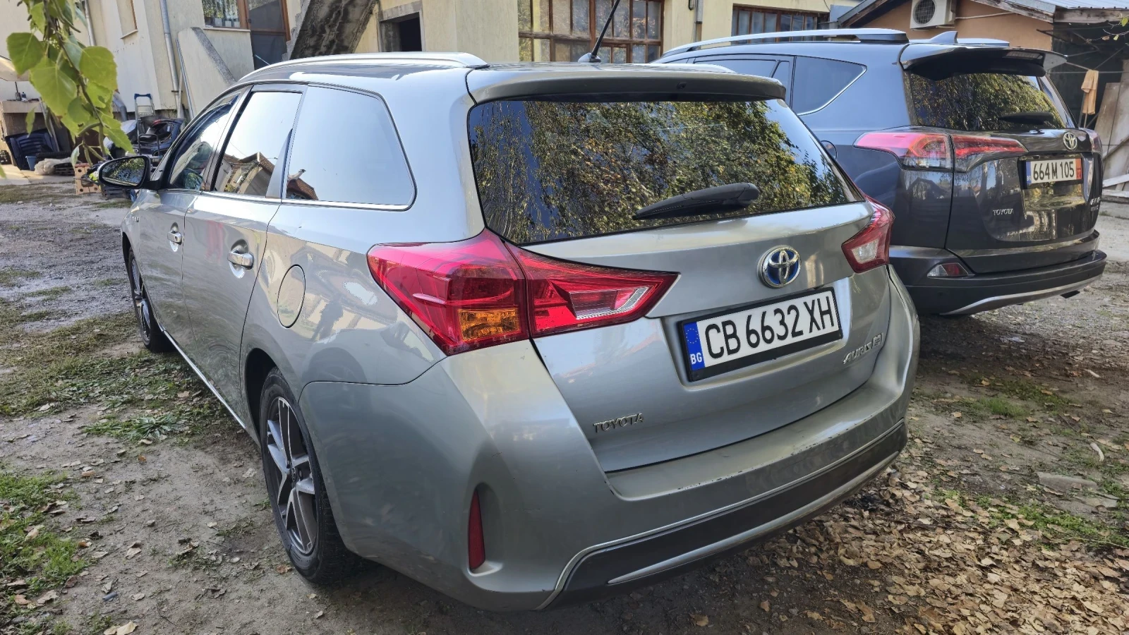 Toyota Auris 1.8i hibrid с ГАЗ - изображение 6