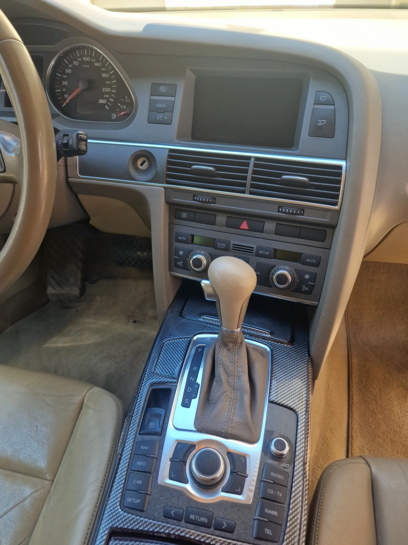 Audi A6 3.2 FSI Quattro - изображение 10