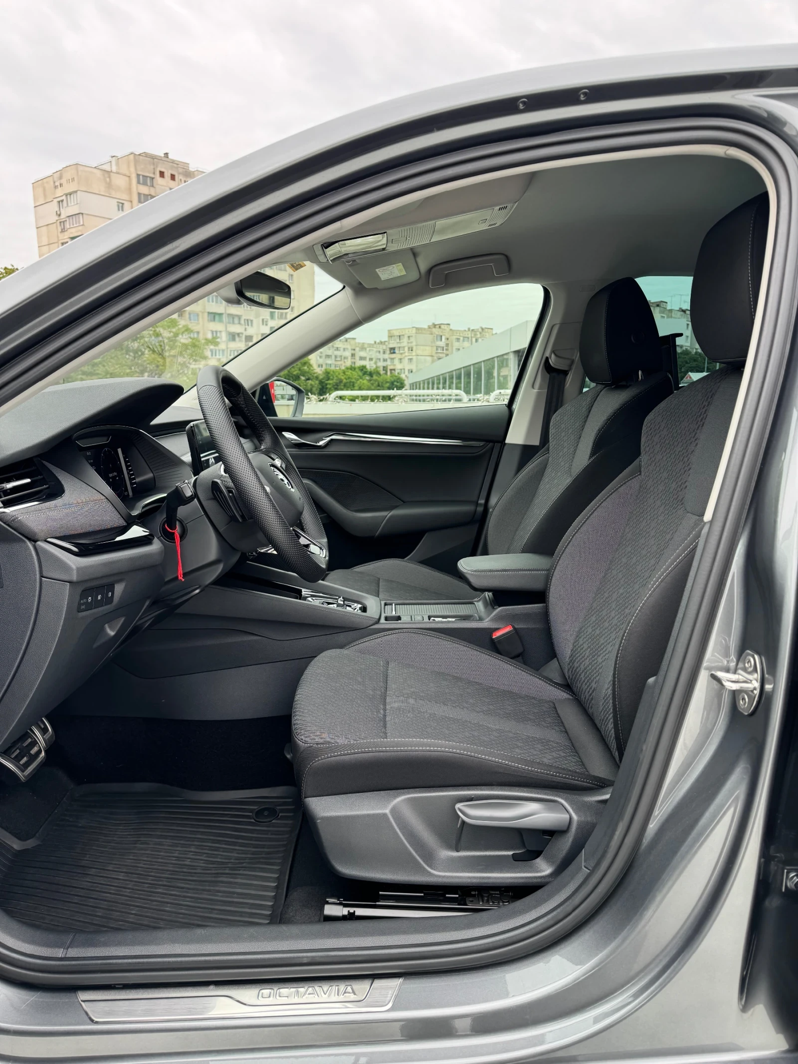 Skoda Octavia 47 хил. км. от Еуратек, Гаранция до 2028 г. - изображение 9