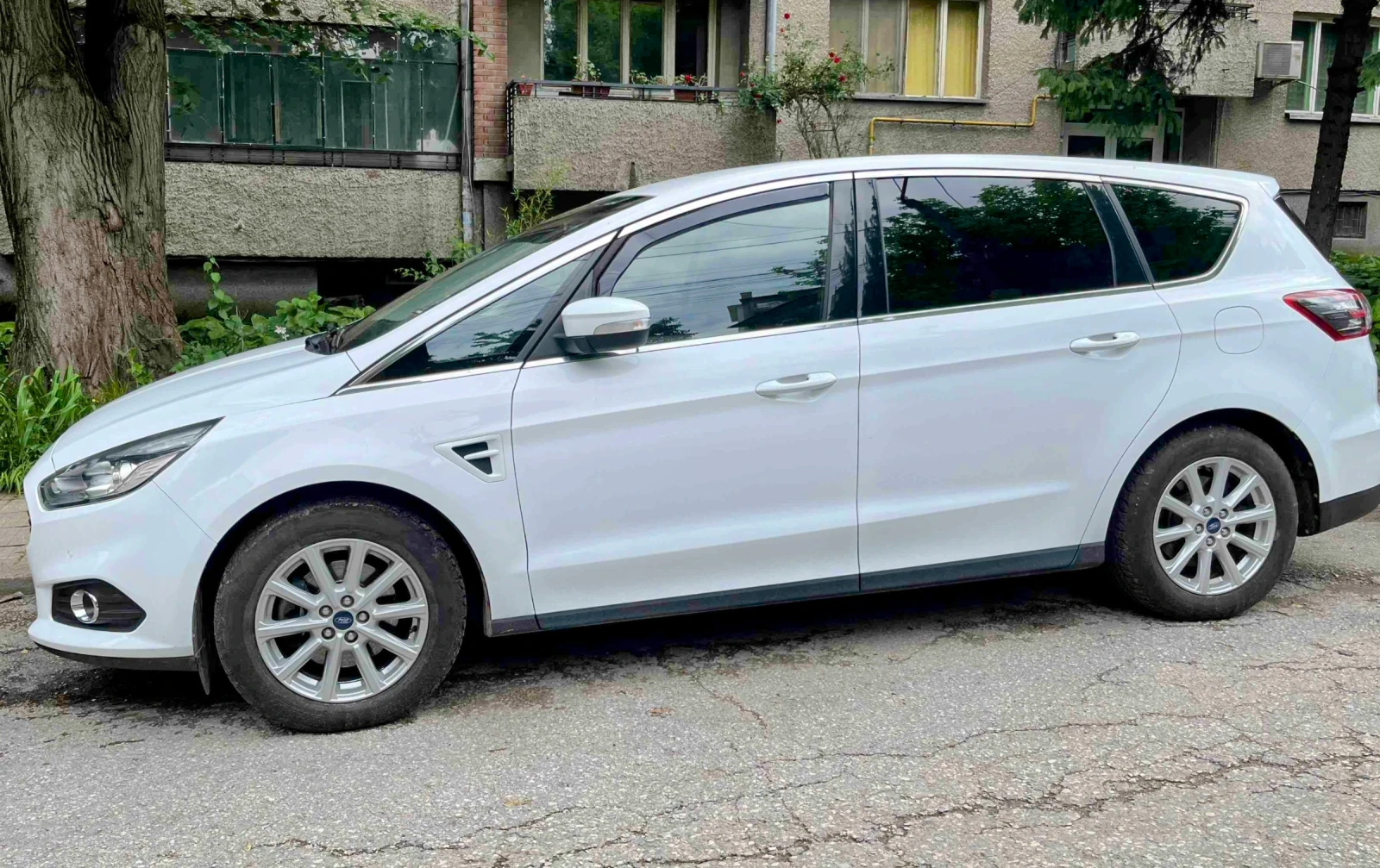Ford S-Max Titanium  - изображение 7