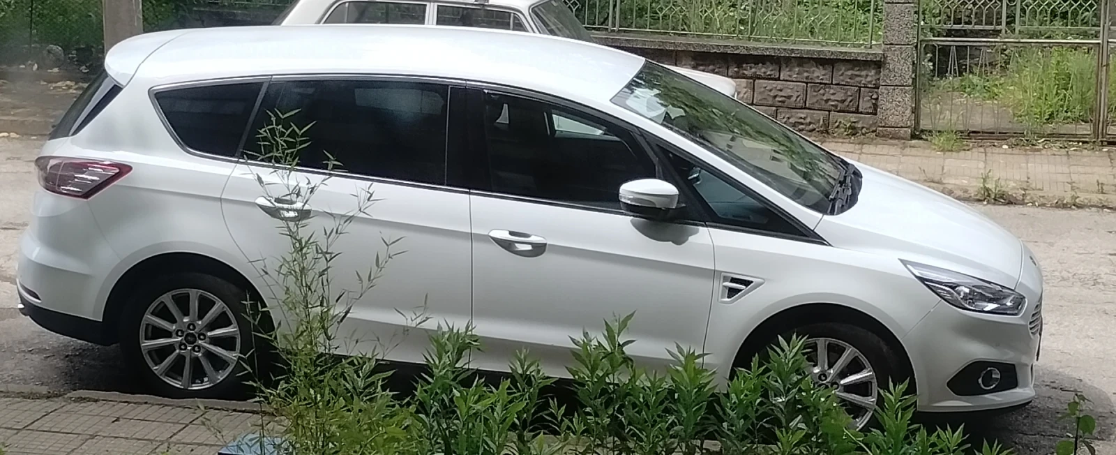 Ford S-Max Titanium  - изображение 6