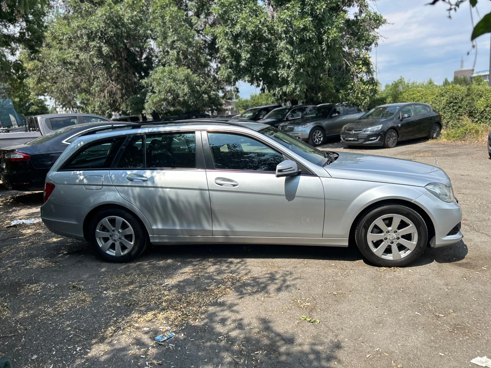 Mercedes-Benz C 200 2.2CDi - изображение 3