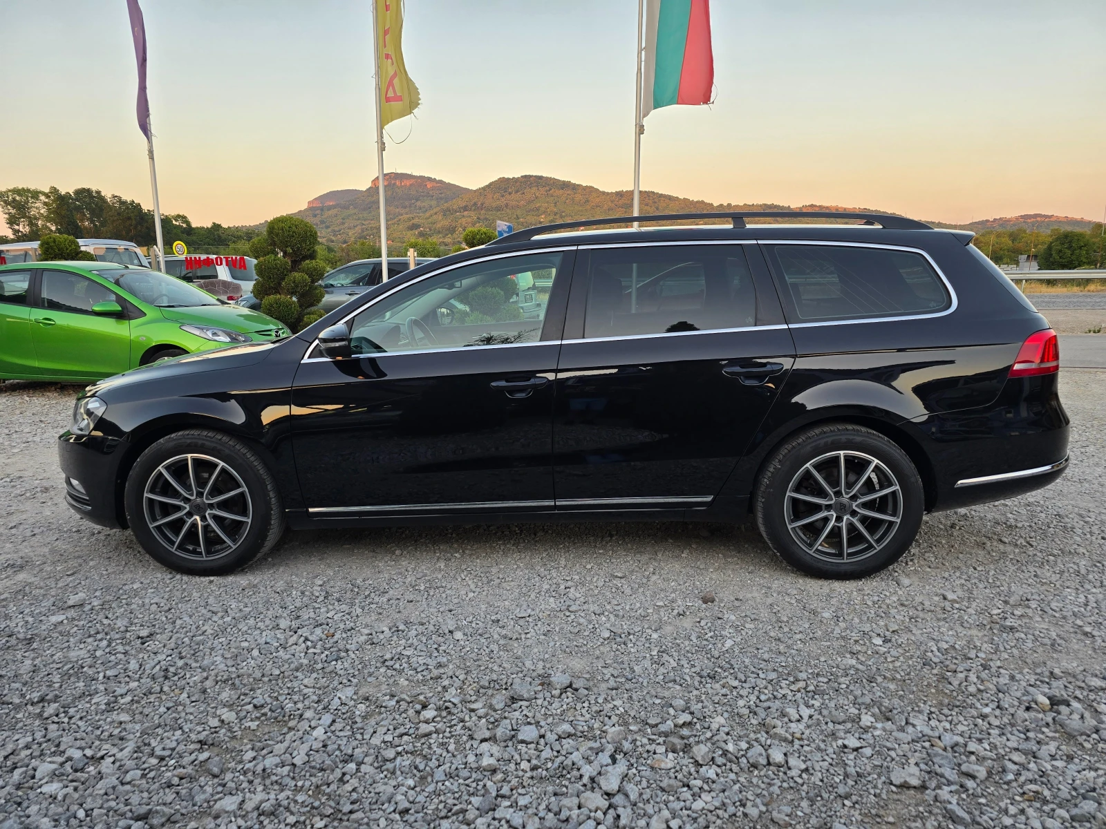 VW Passat 2.0TDI 140кс DSG РЕАЛНИ КИЛОМЕТРИ - изображение 2