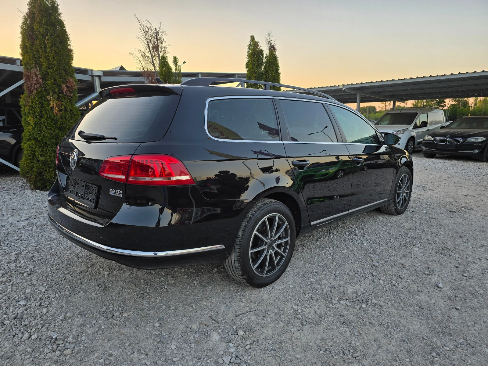 VW Passat 2.0TDI 140кс DSG РЕАЛНИ КИЛОМЕТРИ - изображение 5