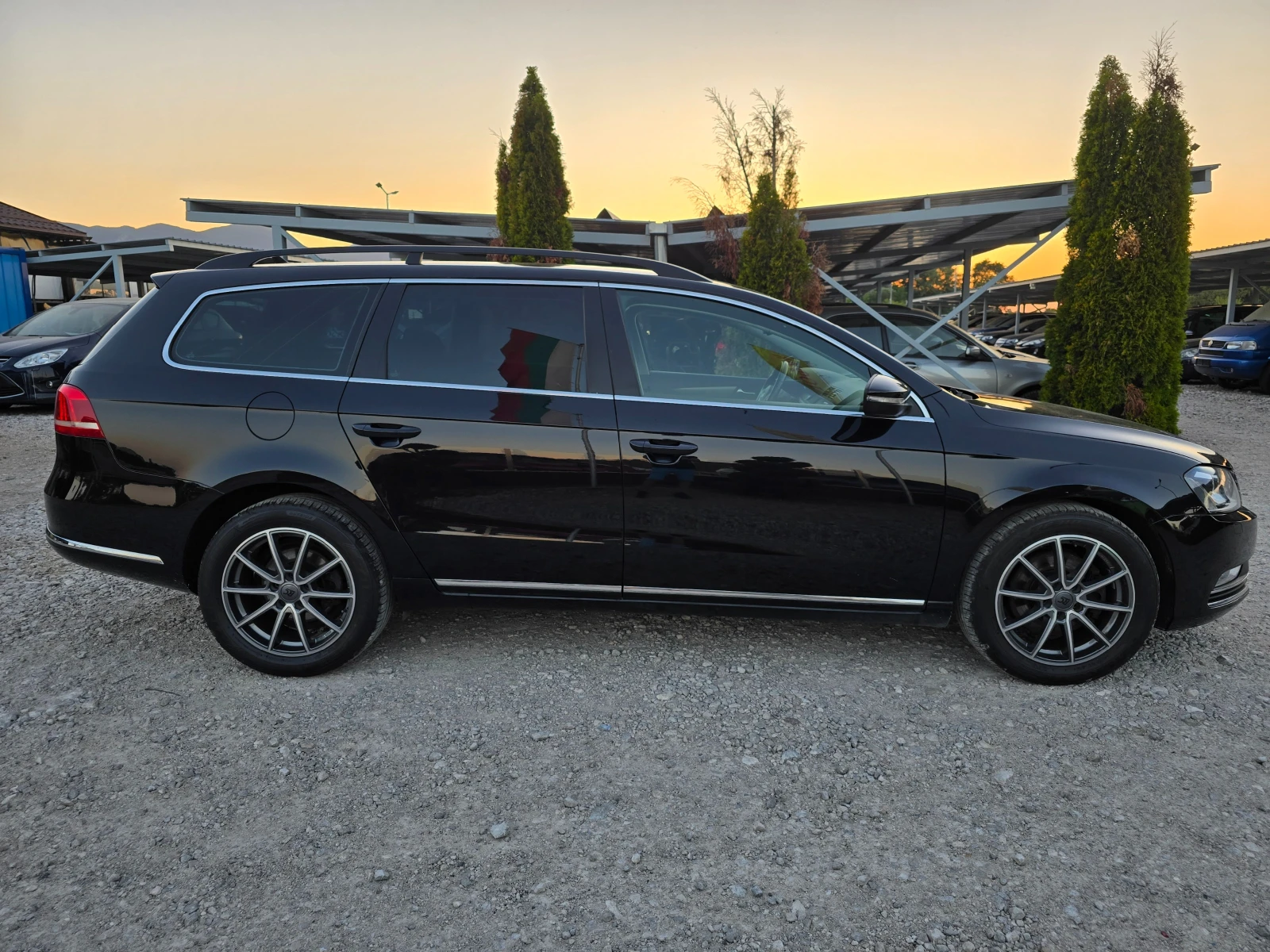 VW Passat 2.0TDI 140кс DSG РЕАЛНИ КИЛОМЕТРИ - изображение 6