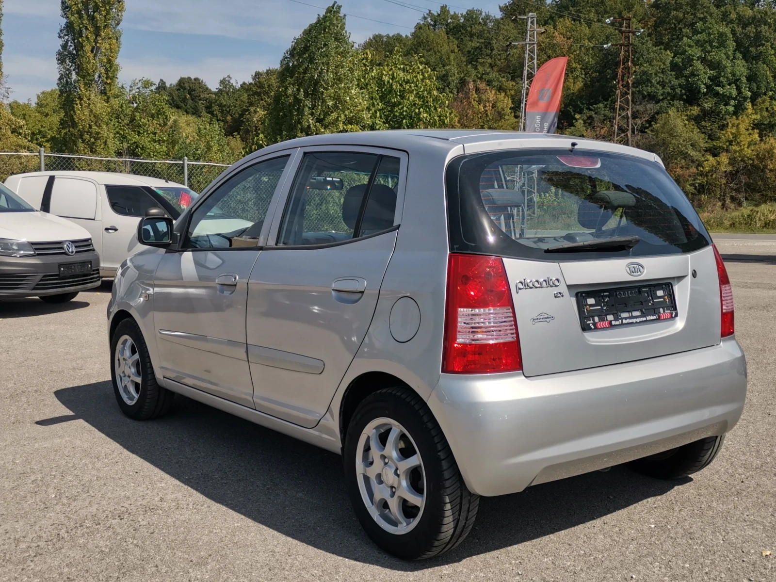 Kia Picanto 1.1i Автоматик - изображение 3