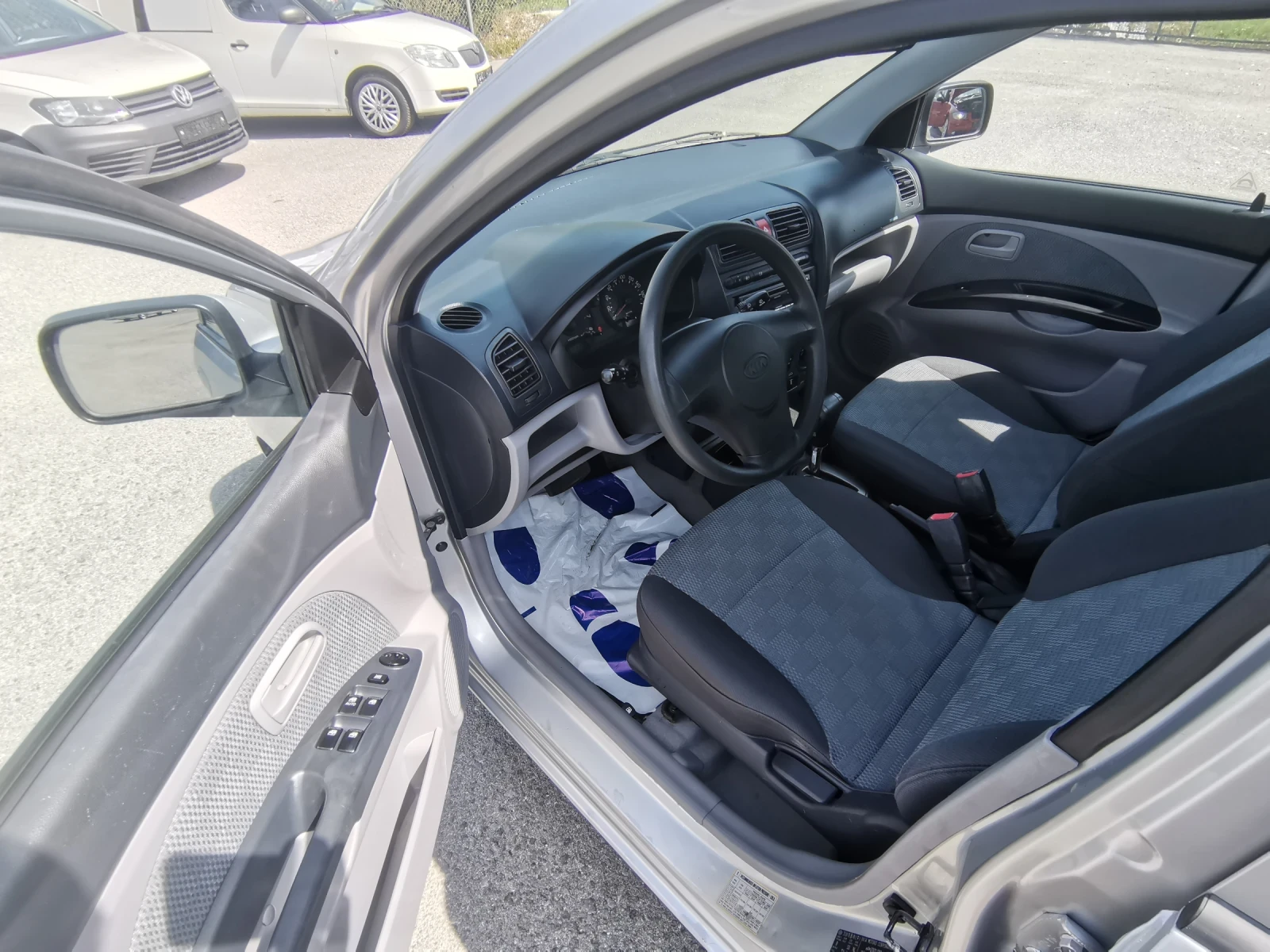 Kia Picanto 1.1i  | Mobile.bg   12